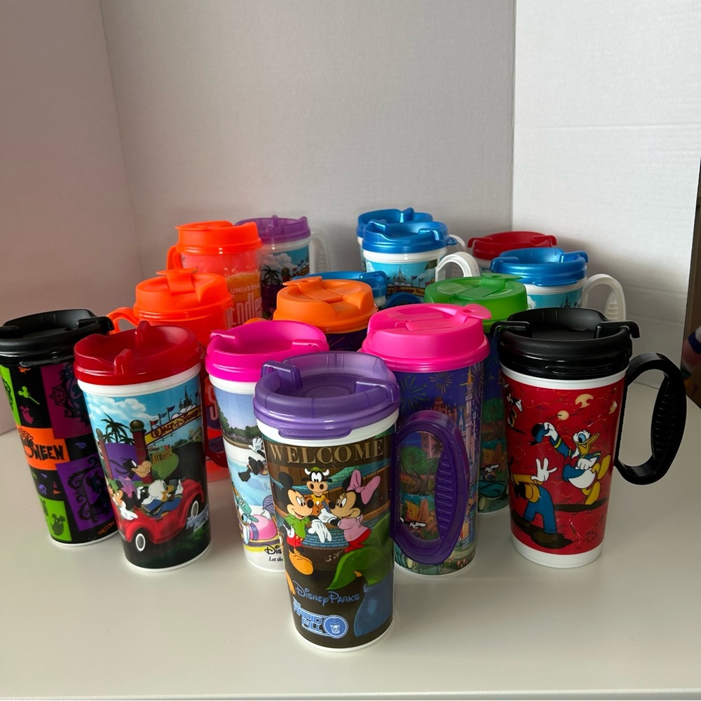 🔥FLASH SALE🔥Huge Lot of 16 Disney Parks & Universal Studios Refillable Mugs